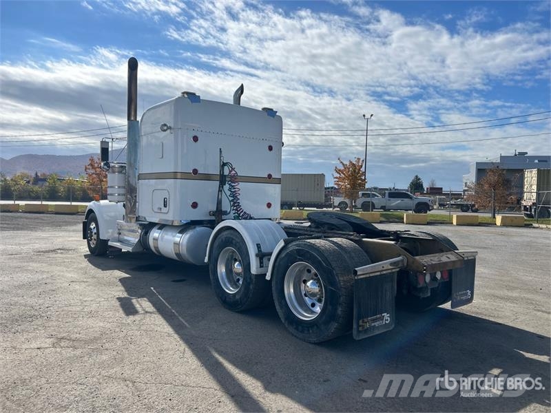 Kenworth W900 Tractor Units