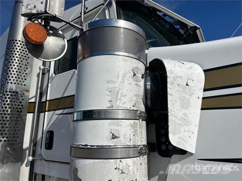 Kenworth W900 Tractor Units