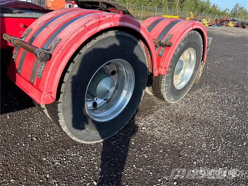 Kenworth W900 Tractor Units