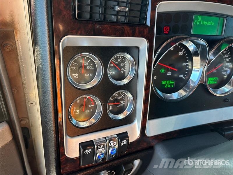 Kenworth W900 Tractor Units