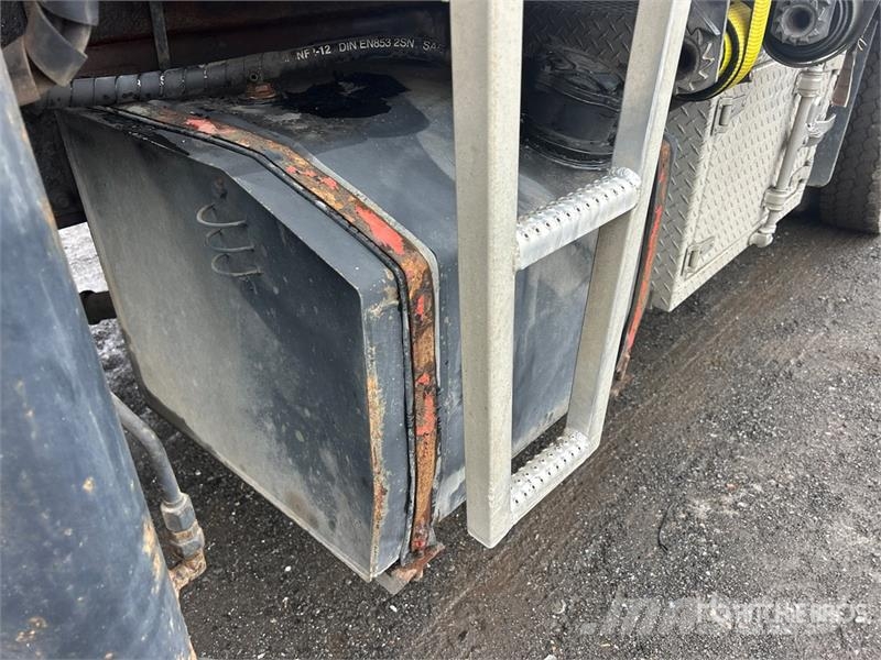 Kenworth W900 Caminhões guindaste