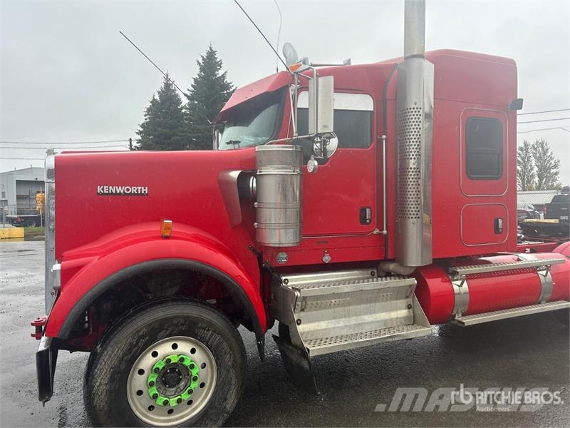 Kenworth W900 Tahače