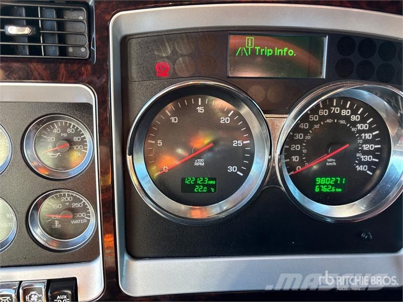 Kenworth W900 Tractor Units