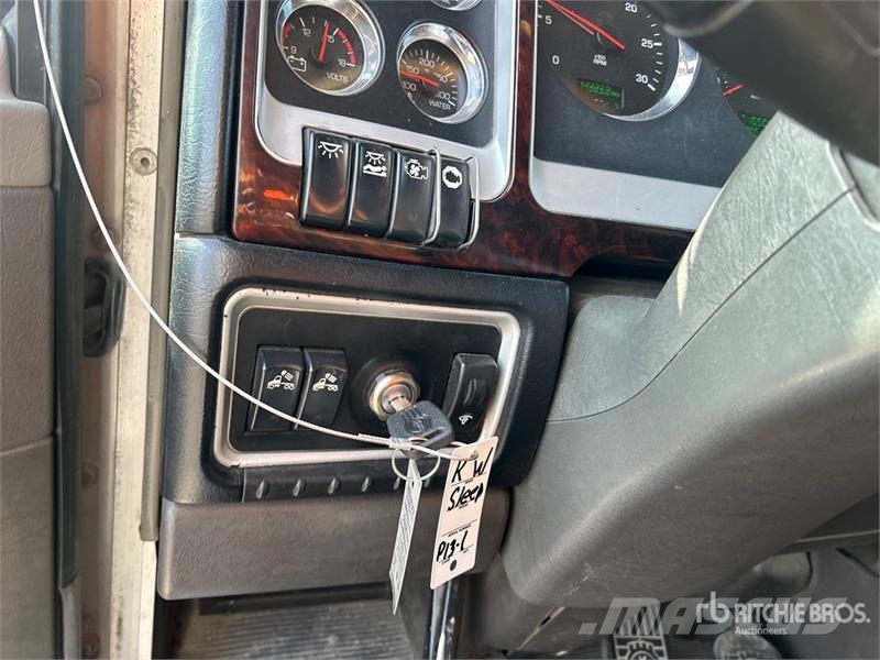 Kenworth W900 Tractor Units