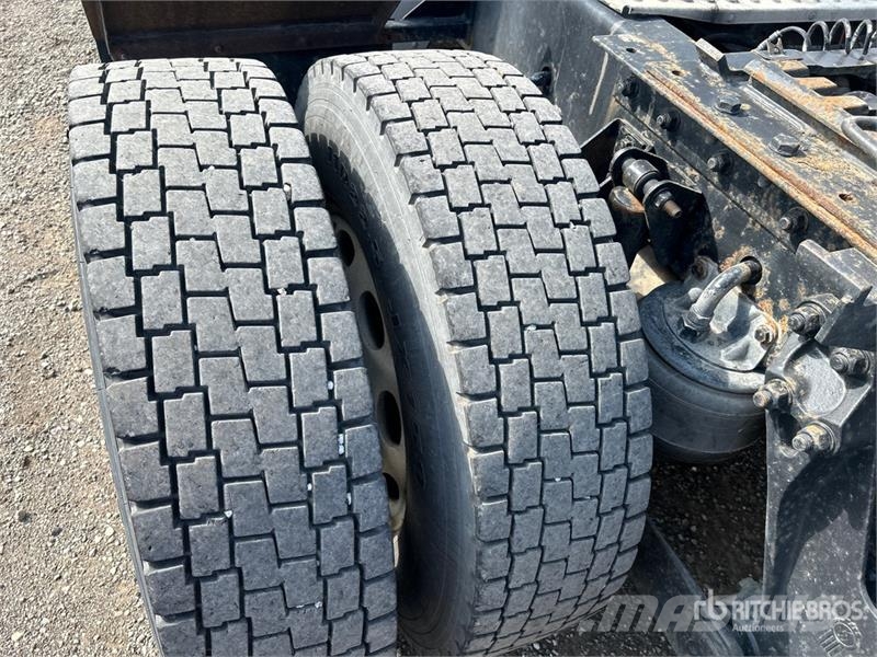 Kenworth W900 Tractor Units