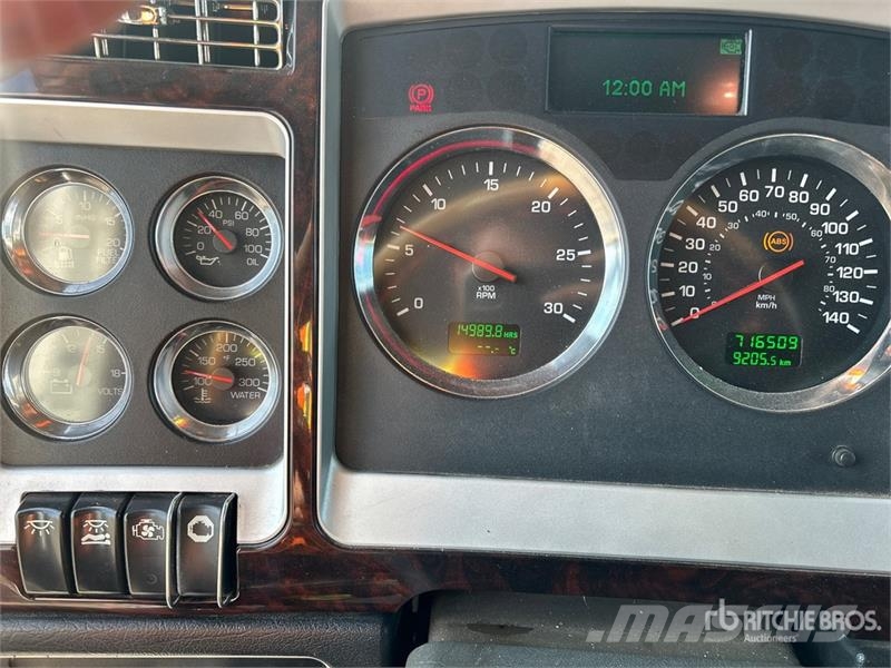 Kenworth W900 Tractor Units