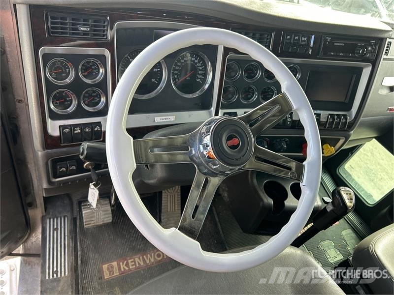 Kenworth W900 Tractor Units