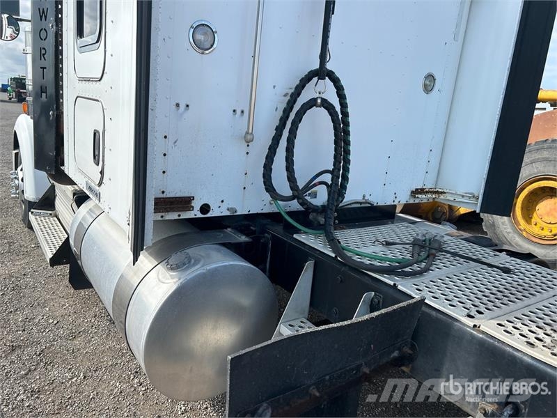 Kenworth W900 Tractor Units