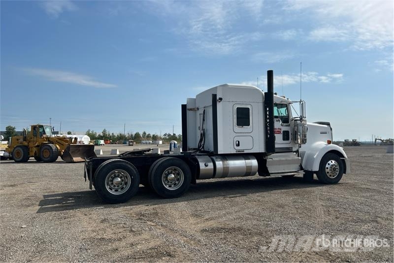 Kenworth W900 Tractor Units