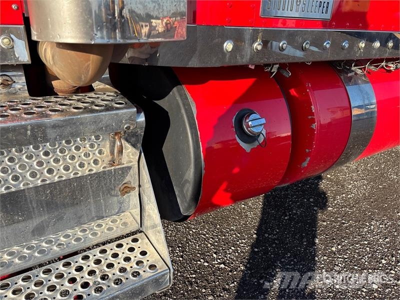 Kenworth W900 Tractor Units