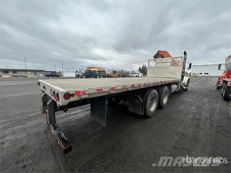 Kenworth W900 Caminhões guindaste