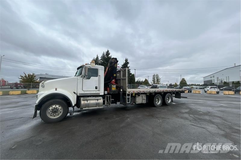 Kenworth W900 Caminhões guindaste
