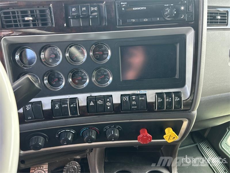 Kenworth W900 Tractor Units