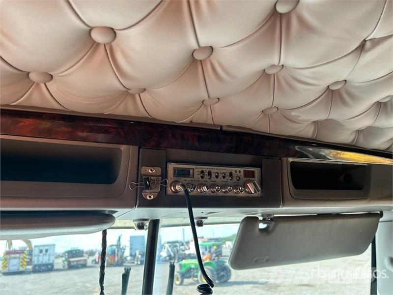 Kenworth W900 Tractor Units