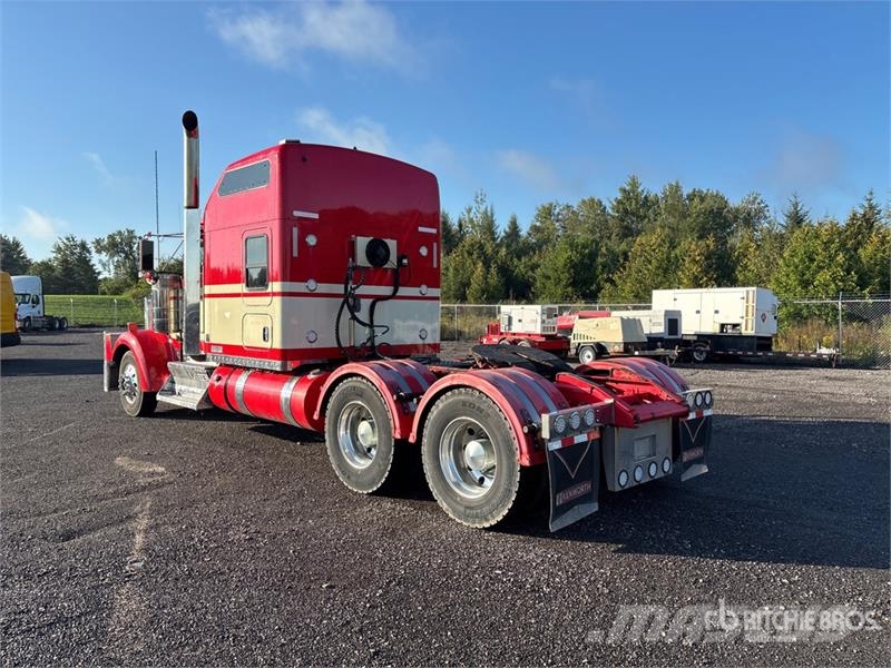 Kenworth W900 Tractor Units