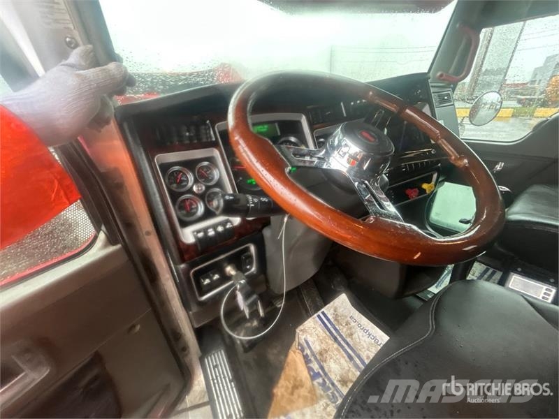 Kenworth W900 Tahače