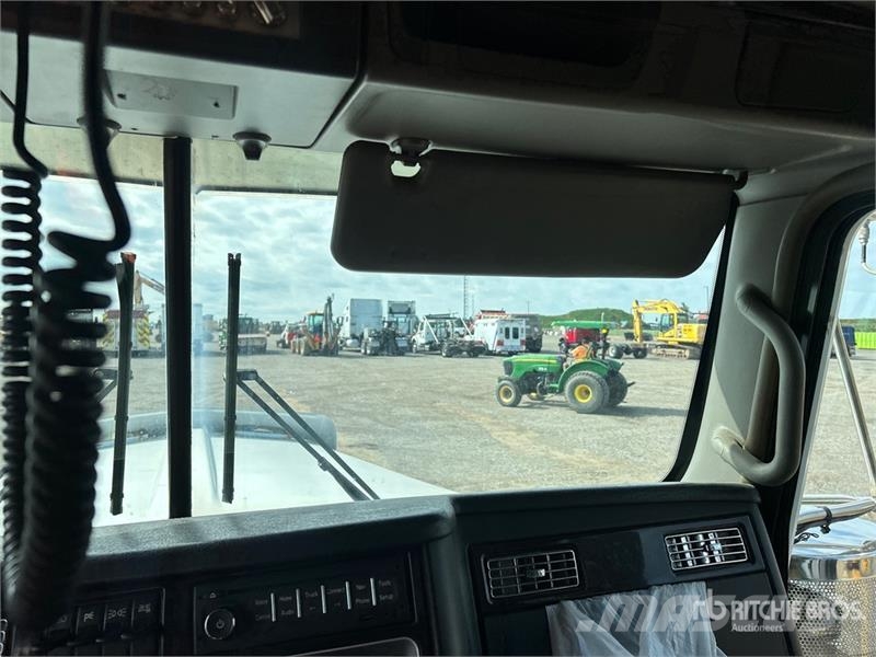 Kenworth W900 Tractor Units