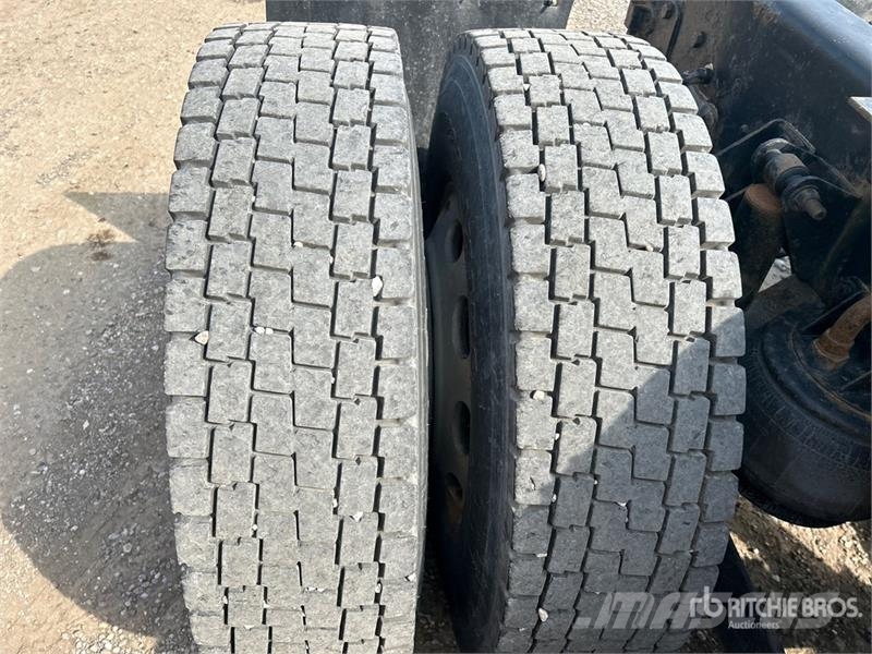 Kenworth W900 Tractor Units