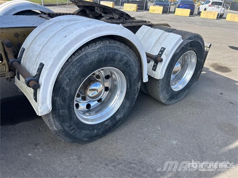 Kenworth W900 Tractor Units