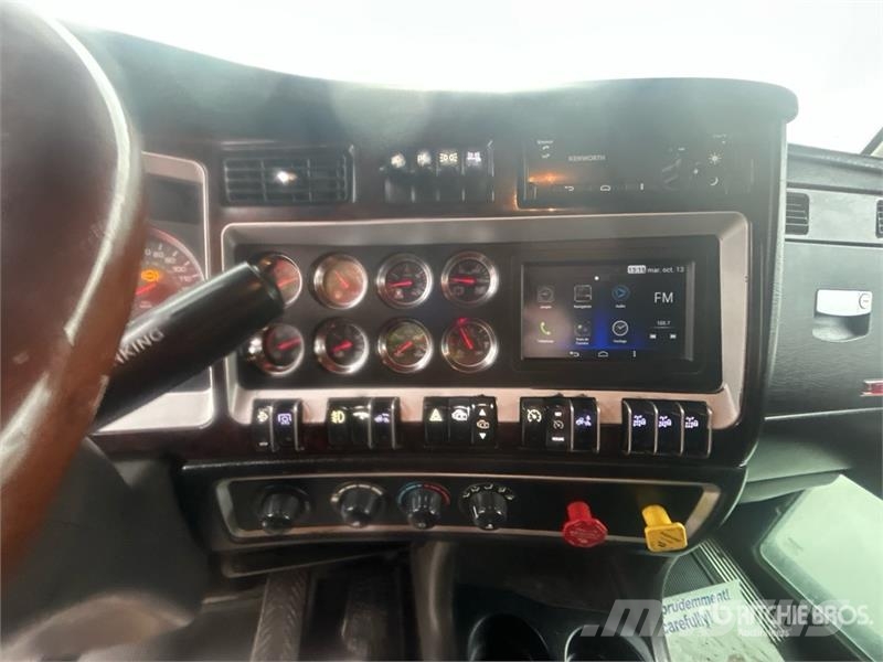 Kenworth W900 Tahače