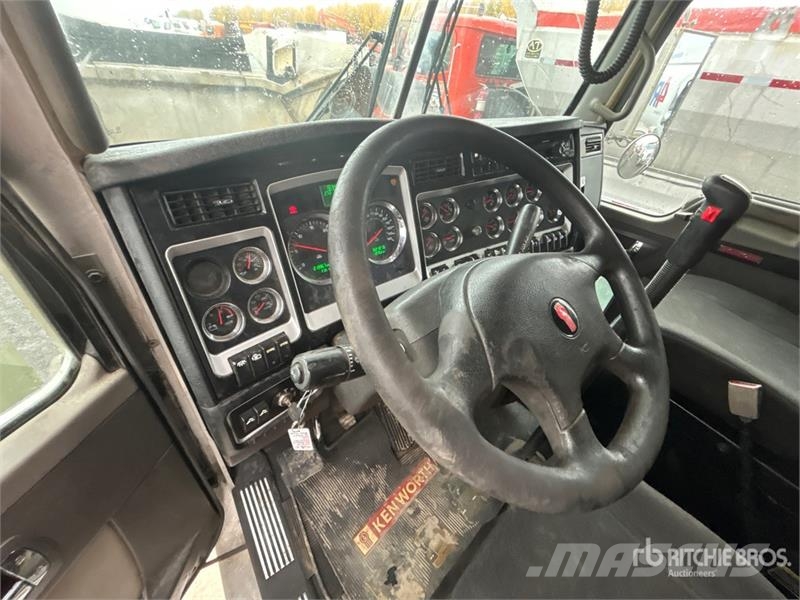Kenworth W900 Caminhões guindaste