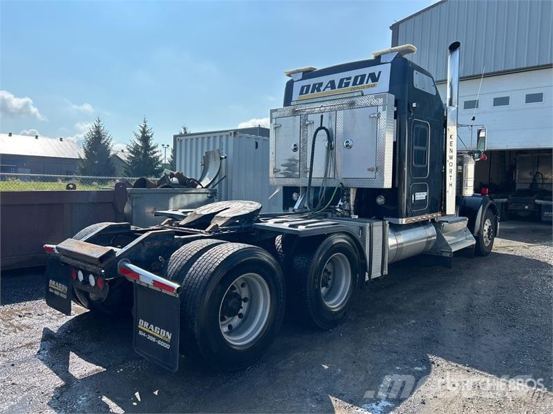 Kenworth W900L Prime Movers
