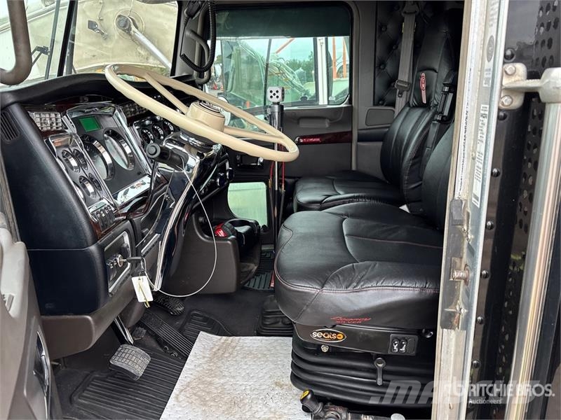Kenworth W900L Tractores (camiões)