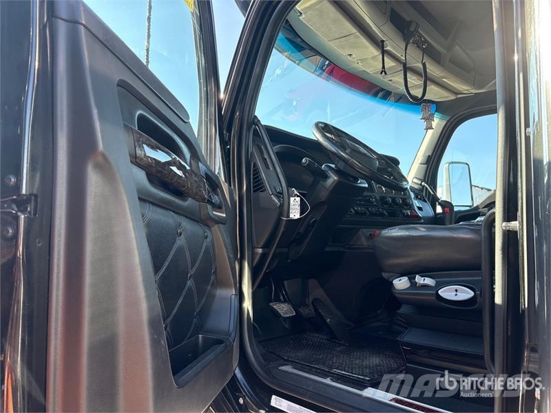 Kenworth W990 6x4 T/A Sleeper Truck Tractor Sattelzugmaschinen