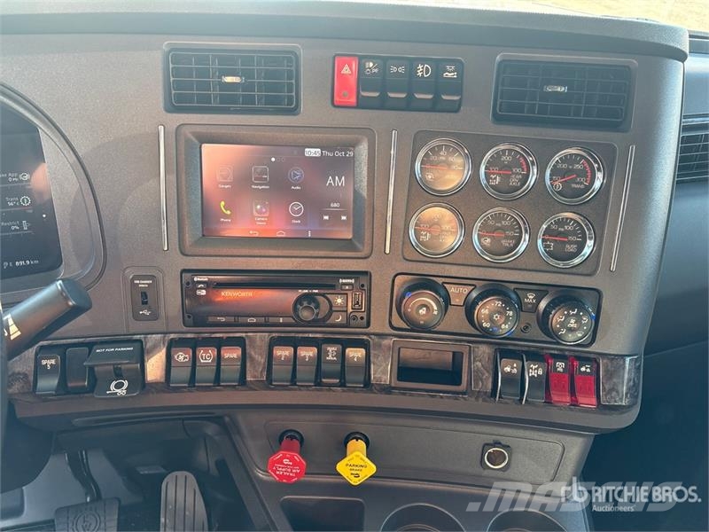 Kenworth W990 6x4 T/A Sleeper Truck Tractor Sattelzugmaschinen