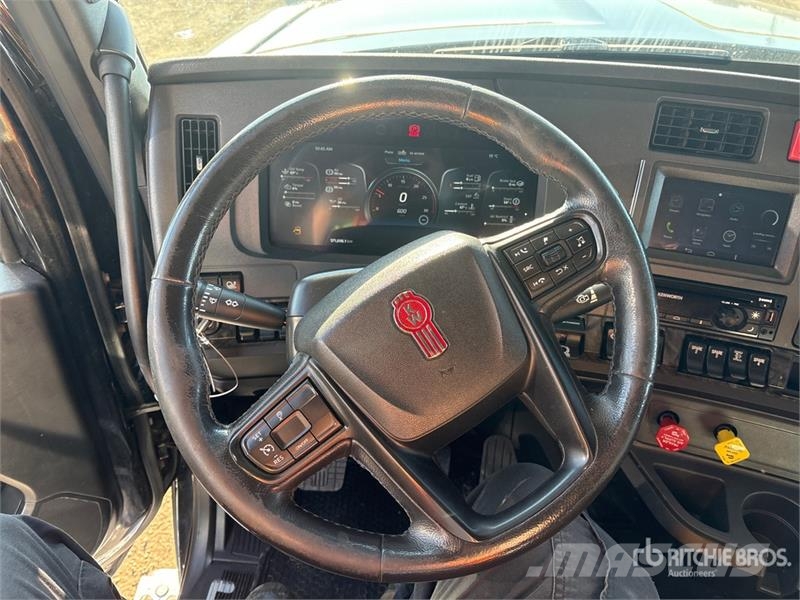 Kenworth W990 6x4 T/A Sleeper Truck Tractor Sattelzugmaschinen