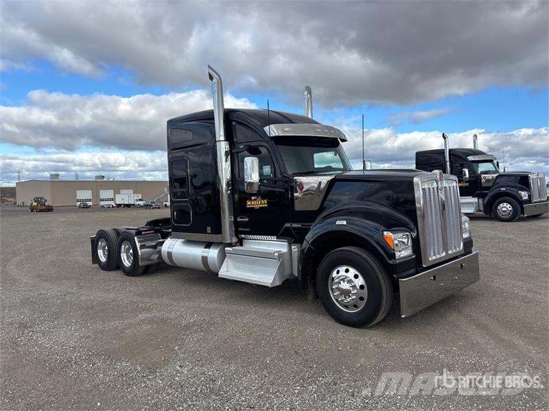 Kenworth W990 6x4 T/A Sleeper Truck Tractor Trekkers