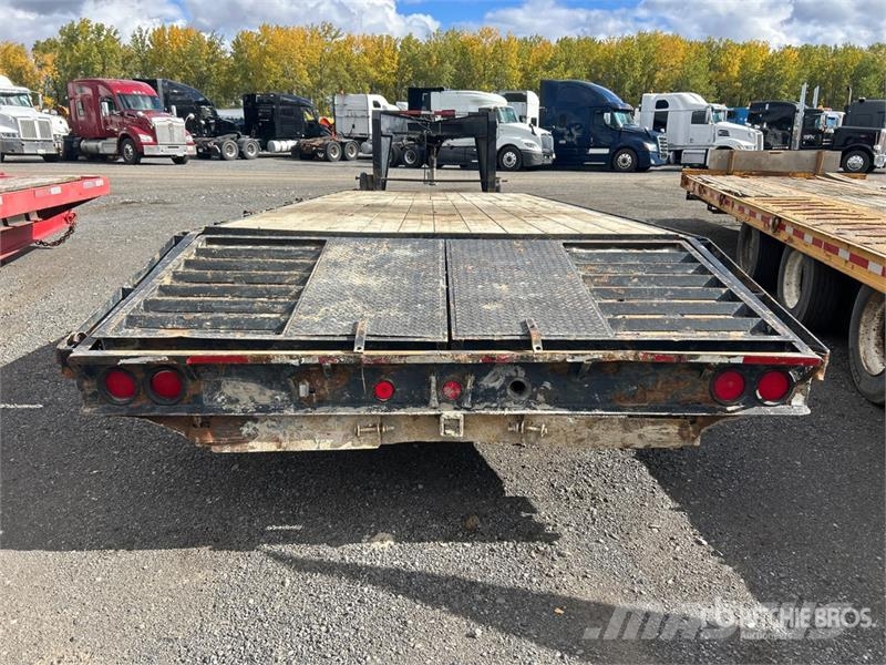 Kerr B24F 24 ft Tri/A Gooseneck Equipment Trailer Járműszállító pótkocsik