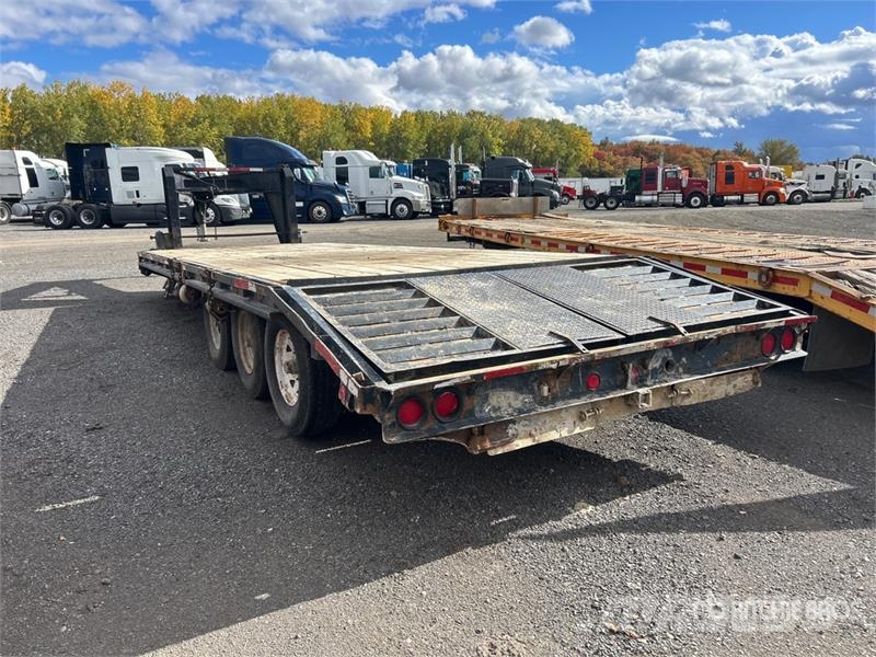 Kerr B24F 24 ft Tri/A Gooseneck Equipment Trailer Járműszállító pótkocsik