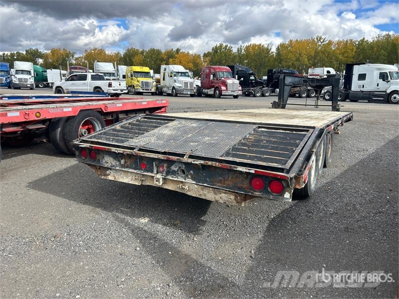 Kerr B24F 24 ft Tri/A Gooseneck Equipment Trailer Járműszállító pótkocsik