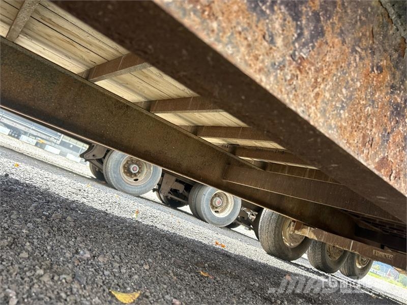 Kerr B24F 24 ft Tri/A Gooseneck Equipment Trailer Járműszállító pótkocsik