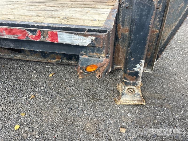 Kerr B24F 24 ft Tri/A Gooseneck Equipment Trailer Járműszállító pótkocsik