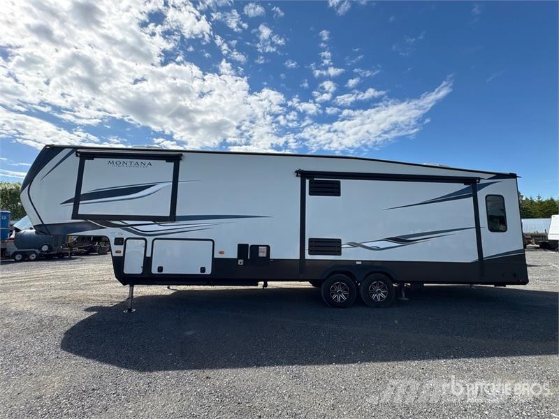 Keystone RV Montana 331RL 38 ft T/A Travel Trailer Otros remolques