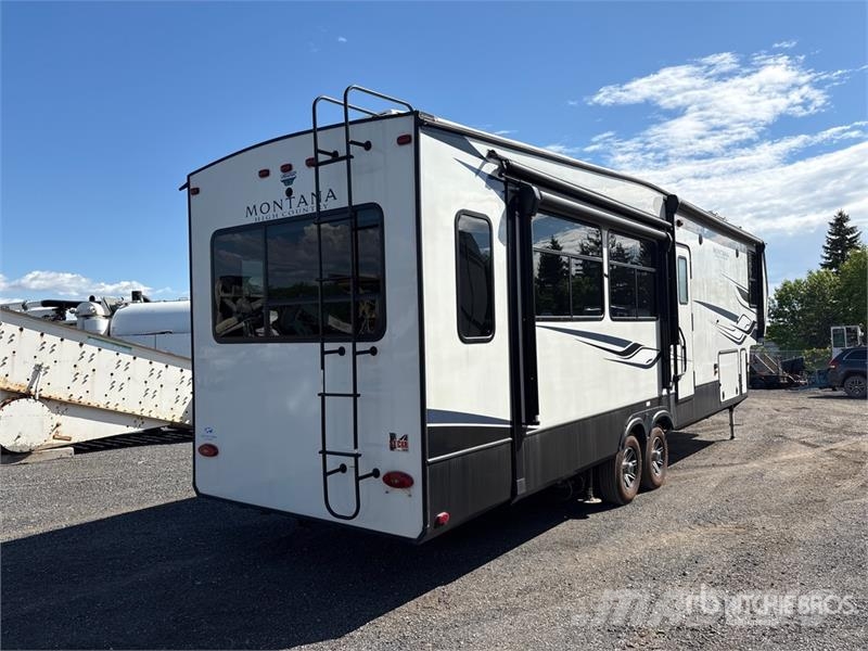 Keystone RV Montana 331RL 38 ft T/A Travel Trailer Otros remolques
