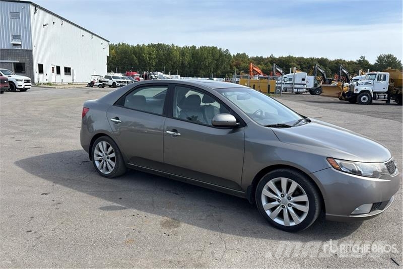 Kia Forte Henkilöautot
