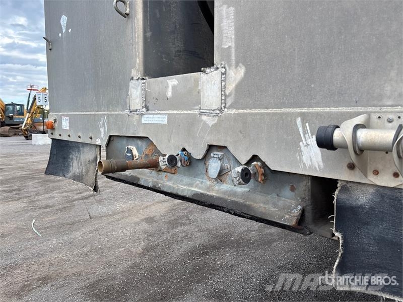 King 27 ft T/A End Dump Trailer Bañera
