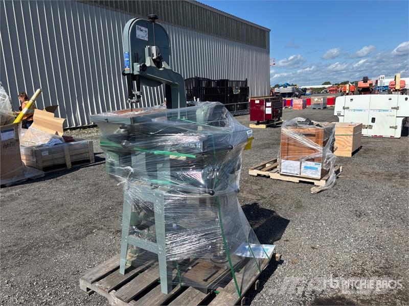 King Canada KC-1401FX Band Saw معدات البناء - غير ذلك