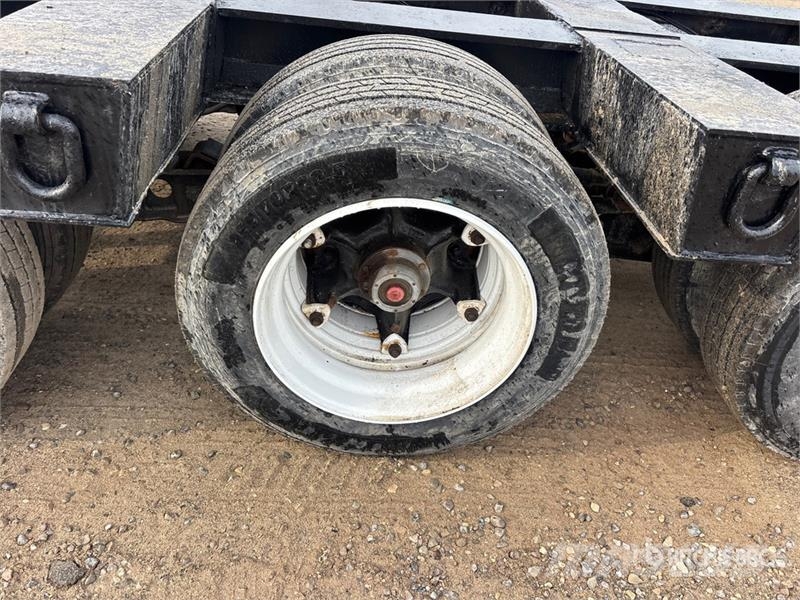King Tri/A Removable Gooseneck Lowboy Trailer Tieflader