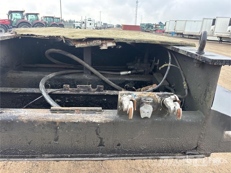 King Tri/A Removable Gooseneck Lowboy Trailer Tieflader