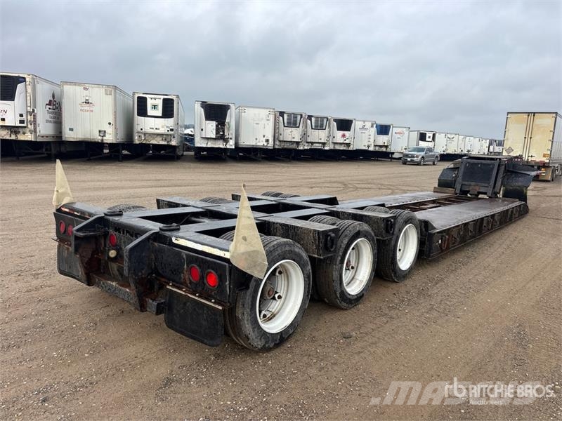 King Tri/A Removable Gooseneck Lowboy Trailer Tieflader