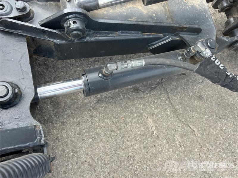 Kioti CX2510 4WD Utility Tractor Kompakte traktorer