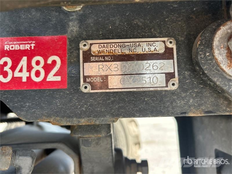 Kioti CX2510 4WD Utility Tractor Kompakte traktorer