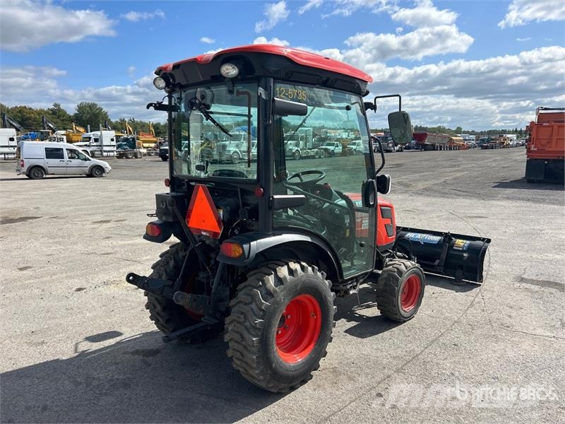 Kioti CX2510 4WD Utility Tractor Kompakte traktorer