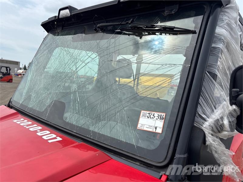 Kioti K9 2400 4x4 Utility Vehicle (Inoperable) ماكينات منفعة عامة