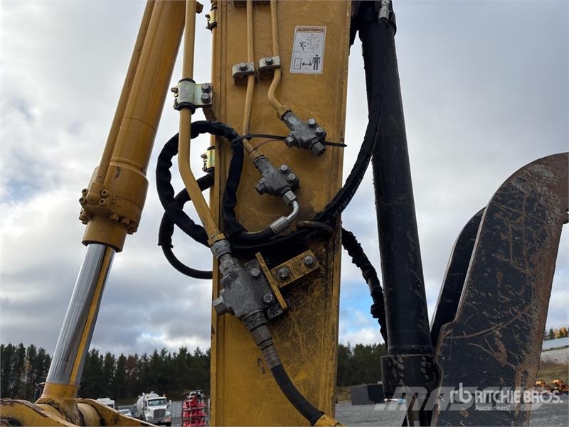 Kobelco SK140SRLC-5 Excavadoras de cadenas