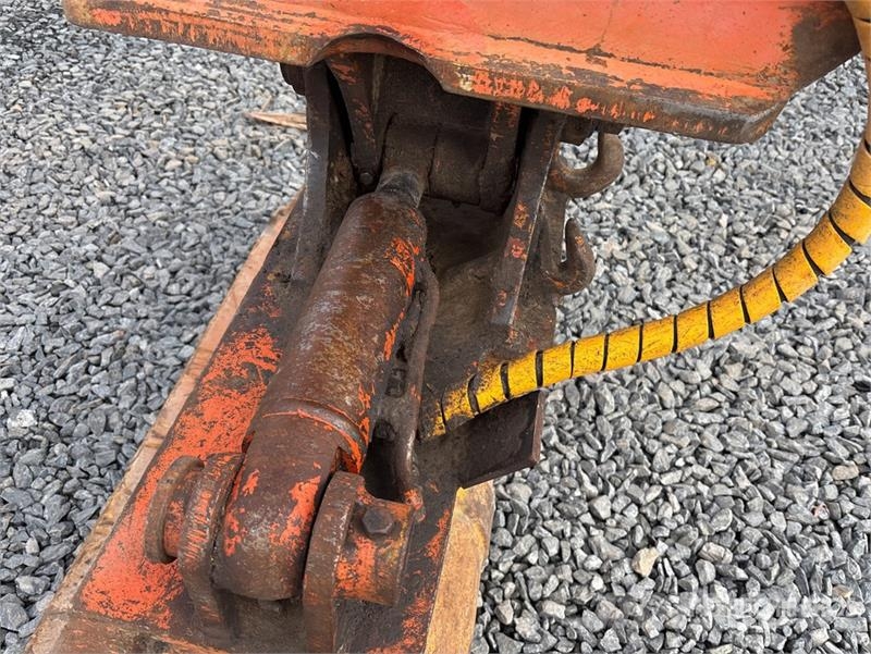 Kobelco SK140SRLC-5 Excavadoras de cadenas